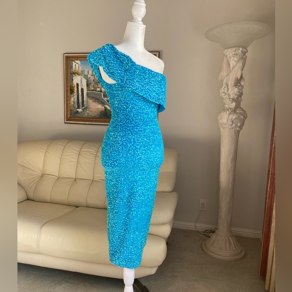 Size SX STRAPLESS MIDI DRESS NEW IN BLUE - Picture 5 of 15